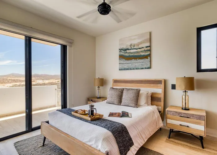 Group 13 16, No View, 3br, 12 Pax Apartment *